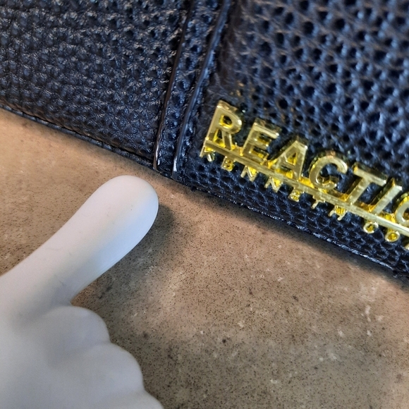 Kenneth Cole Handbag Large Black Tassel Gold Logo Pebbled Faux Leather NWOT - Picture 15 of 15